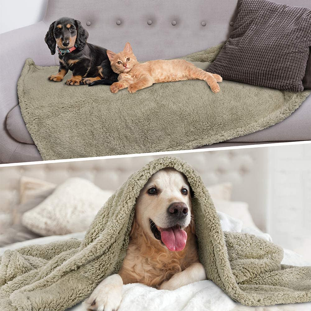 Fluffy Waterproof Dog Blanket Fleece | Soft Warm Pet Fleece Throw for Large Dogs and Cats | Fuzzy Plush Sherpa Throw Furniture Protector Sofa Couch Bed